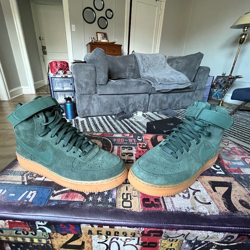 Nike High Top AF1.